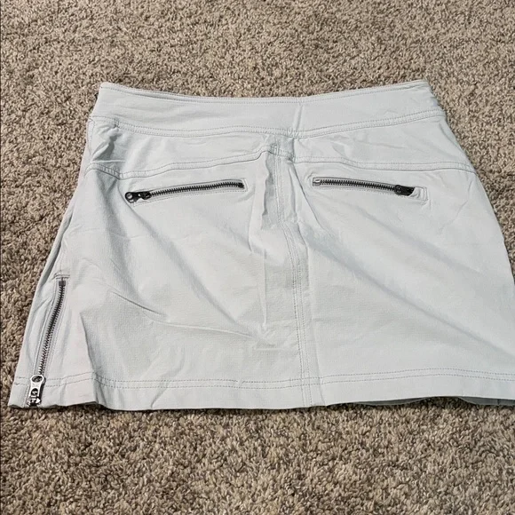 Athleta Jenner Skort size 2 - Picture 3 of 6